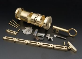 المسمار الإلكتروني | قفل ذهبي من العصر الروماني: تحفة مصغرة تكشف أسرار الحرفية القديمة