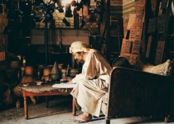 المسمار الإلكتروني | بين بيوت الأدباء: حسرة العرب ورغد الغرب