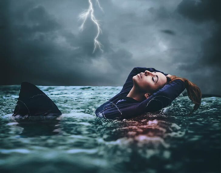 لماذا سُميت العواصف بأسماء النساء؟ وهل فشلت العاصفة "آدم" لأن الرجل يعد ولا يفي؟ 1 المسمار الإلكتروني | لماذا سُميت العواصف بأسماء النساء؟ وهل فشلت العاصفة "آدم" لأن الرجل يعد ولا يفي؟