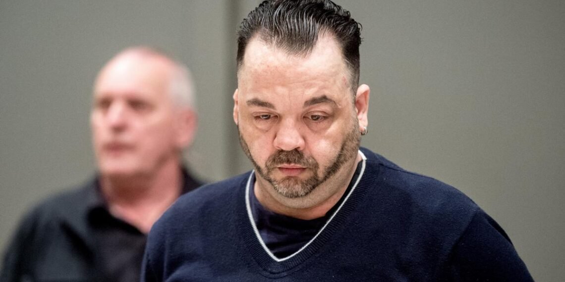 ممرض ألماني، حوَّل غرف المستشفى إلى ساحات إعدام سرية؟! 1 المسمار الإلكتروني | ممرض ألماني، حوَّل غرف المستشفى إلى ساحات إعدام سرية؟!