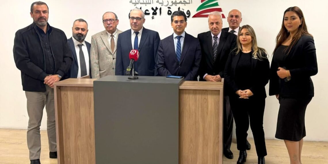 المسمار الإلكتروني | وزير الإعلام بول مرقص يستقبل وفد نقابة مصممي الغرافيك: خطوات عملية لتعزيز الإعلام اللبناني في العهد الجديد..