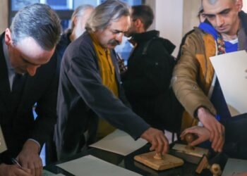 المسمار الإلكتروني | بيكاسو في طهران: رحلة فنية عبر إبداعات أسطورة الفن الحديث..