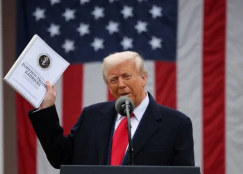 المسمار الإلكتروني | ترامب يصعّد الحرب التجارية: رسوم جمركية على الصين تصل إلى 125% ويمنح الدول فرصة للتفاوض