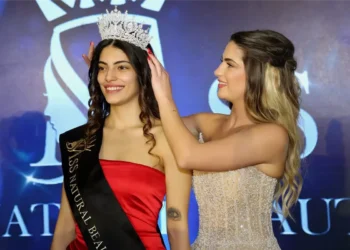 المسمار الإلكتروني | بلا مكياج ولا تعديل... لبنانية تتوّج بلقب "ملكة جمال الجمال الطبيعي 2025"