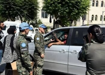 المسمار الإلكتروني | في حضرة الإمام الحسين: الكتيبة الكورية تروي الظمأ الرمزي للإنسانية..