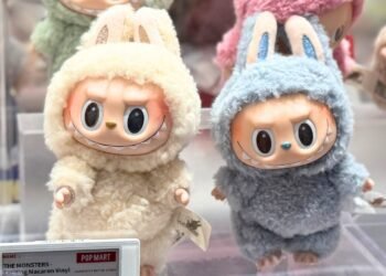 المسمار الإلكتروني | Labubu: الوجه الناعم لمؤامرة استهلاكية خفية