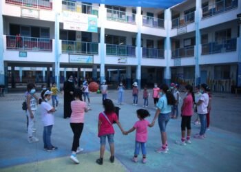 المسمار الإلكتروني | من خنادق الحرب إلى صفوف المدرسة: كيف نعيد بناء نفسية الطفل؟