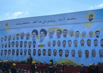 المسمار الإلكتروني | الغياب الثقيل والإرث الأثقل… السيد نصر الله في ميزان الذكرى الأولى