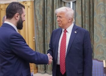 المسمار الإلكتروني | رفع العقوبات عن أحمد الشرع: قراءة سياسية في تداعيات القرار الأميركي والبريطاني