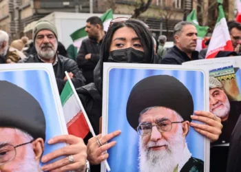 بين الضربة الاستراتيجية والحرب النفسية على ايران: هل قُتل المرشد الأعلى فعلاً؟ 3 بين الضربة الاستراتيجية والحرب النفسية على ايران: هل قُتل المرشد الأعلى فعلاً؟