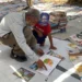 مكتبة تحت الركام: كيف يحاول بائع كتب في غزة إنقاذ الذاكرة من الحرب؟