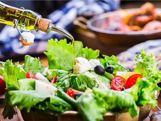 الغذاء وسرطان المعدة.. دراسة واسعة تحدد أطعمة مرتبطة بانخفاض الخطر وأخرى قد ترفعه 1 الغذاء وسرطان المعدة.. دراسة واسعة تحدد أطعمة مرتبطة بانخفاض الخطر وأخرى قد ترفعه